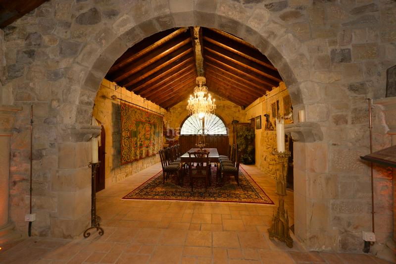 Foto 6766543a-79f0-488e-b22b-770489d6acd6. Bauernhof mit heizung parking in Voto