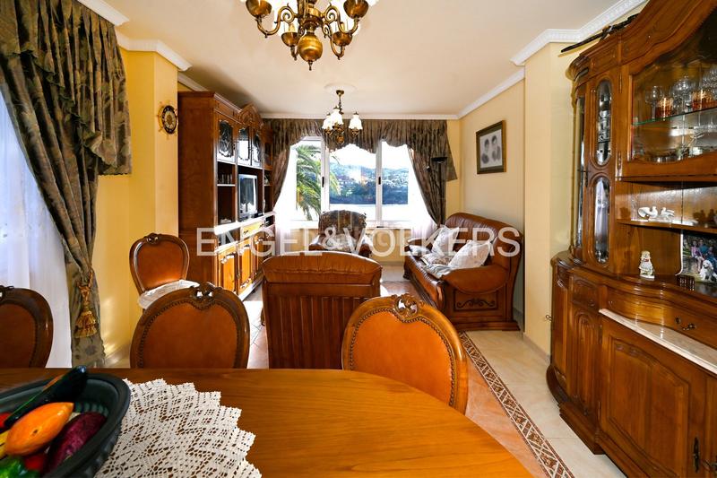 Foto 17057069-c990-46a6-8881-3a46cd91a43e. Casa excelente villa sobre el cantábrico en ría de Ajo en Bareyo