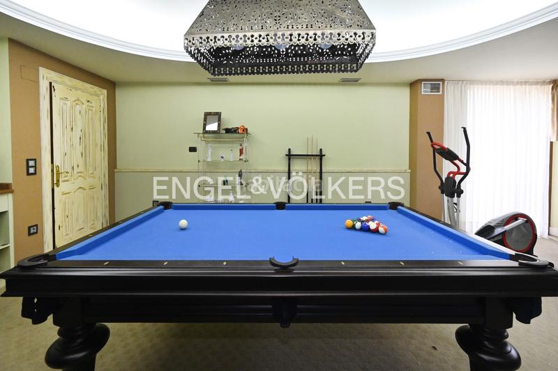 Foto 52170d99-2e15-4f9b-b00a-694d7e42c056. Haus mit heizung parking in Arnuero