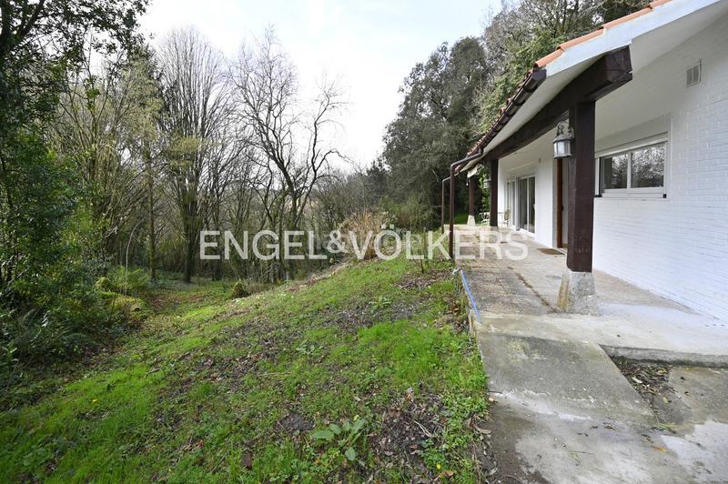 Foto 27e68f56-6029-4f3b-b8ed-c46acddfdf7f. Casa casita encantadora con acceso privado al río en cubas en Ribamontán al Monte
