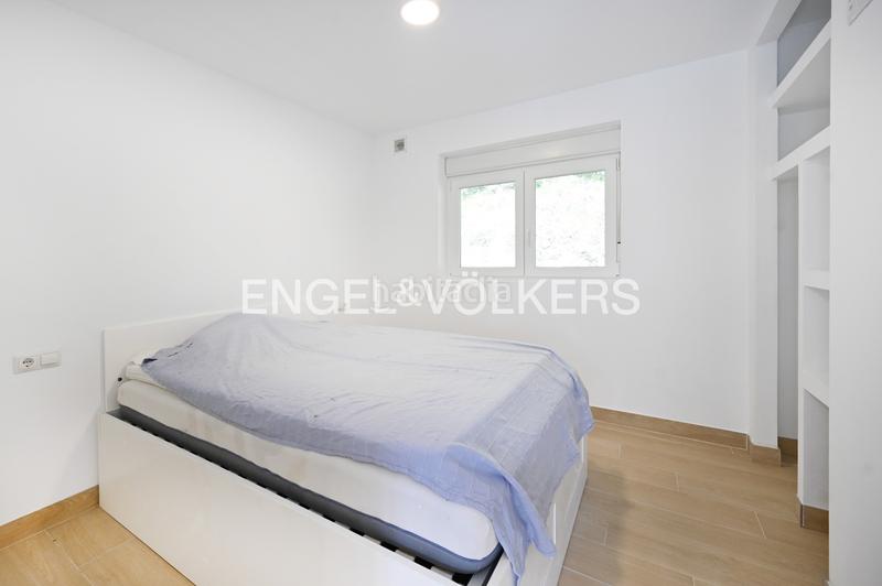 Foto c3e3fdd3-d8c4-472c-a7ae-9b02e99de426. Casa casita encantadora con acceso privado al río en cubas en Ribamontán al Monte