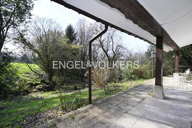 Foto c48f50d0-28d8-42e1-89b0-c14c045287c6. Casa casita encantadora con acceso privado al río en cubas en Ribamontán al Monte