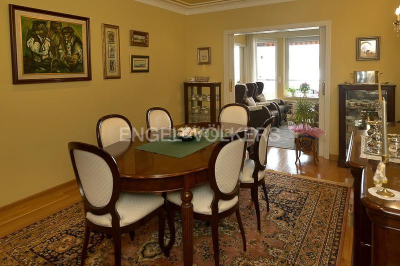 Foto e9c339b4-0681-4dd0-b540-c628f0832e7a. Apartamento piso exclusivo con magníficas vistas en castelar en Santander