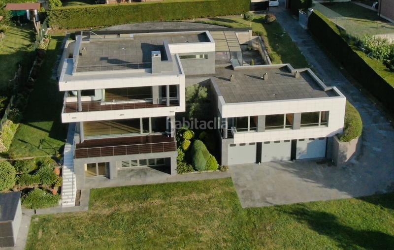 Foto bcbe7519-5f48-4898-a0a7-4370fbe1bdc3. Casa gran propiedad vanguardista junto al mar en Liencres Piélagos