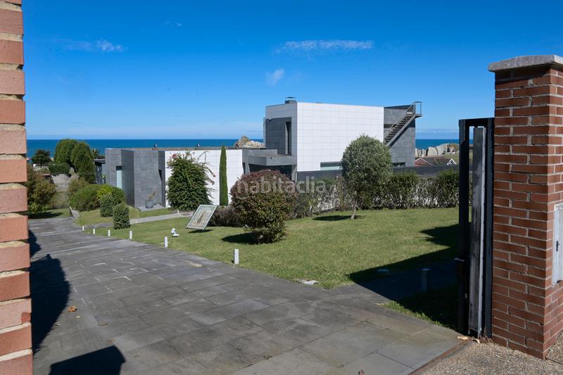 Foto e26d90be-d493-4648-8b4f-1d5995111d77. Casa gran propiedad vanguardista junto al mar en Liencres Piélagos
