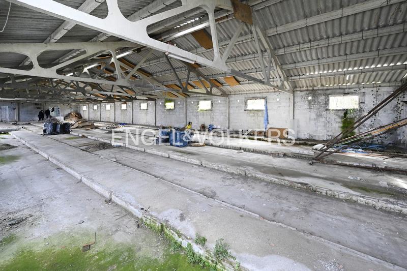 Foto 083810fe-e73c-44ce-8acf-1eaab0e5e633. Terreno residencial excepcional oportunidad de inversión primera línea de costa en Castro - Urdiales