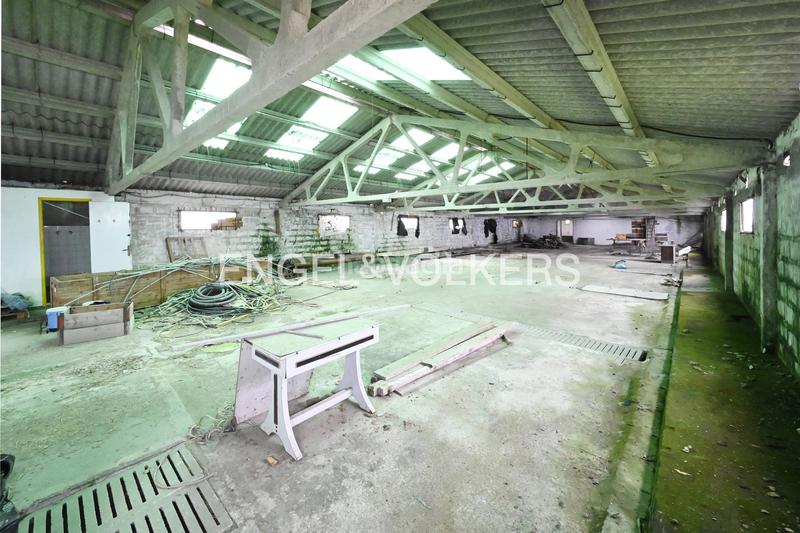 Foto 2492495f-2961-457f-917f-cc9e85b486a0. Terreno residencial excepcional oportunidad de inversión primera línea de costa en Castro - Urdiales