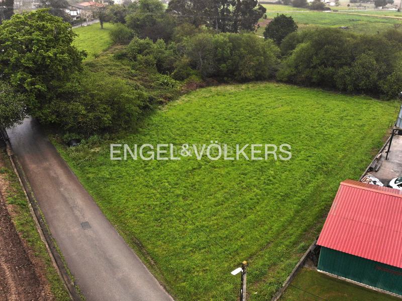 Foto 09b98fd0-1b22-49b2-b5fa-00ca11d03c6b. Terreno residencial estupenda parcela en Zurita en Piélagos