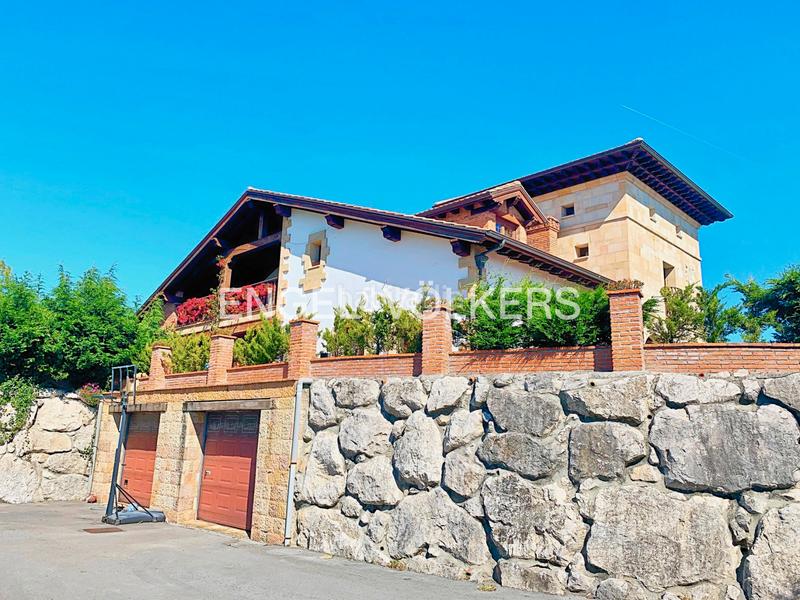 Foto 0a2c02ab-10d4-4058-9fdb-bc568eb36e77. Casa amb calefacció aparcament piscina a Liencres Piélagos