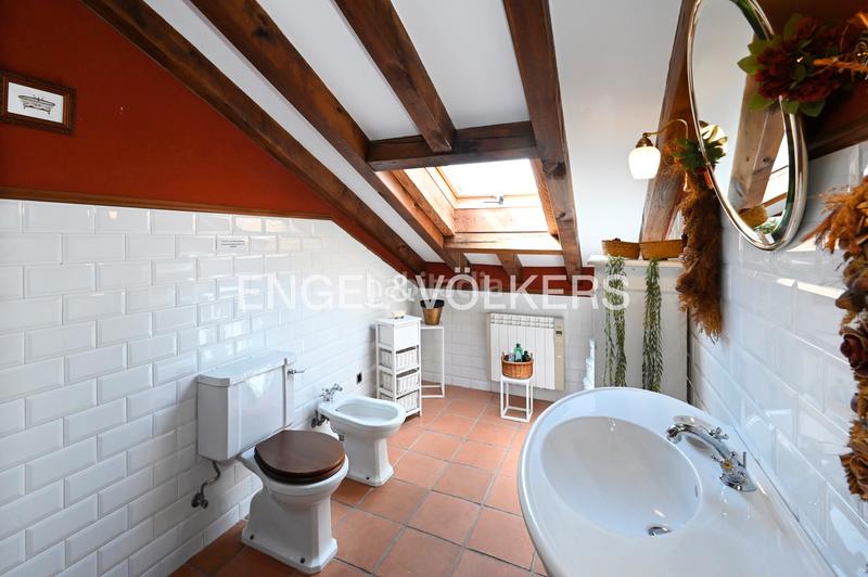 Foto 4e710749-3f59-4c48-8f74-156b762d84a7. Casa amb calefacció aparcament piscina a Liencres Piélagos