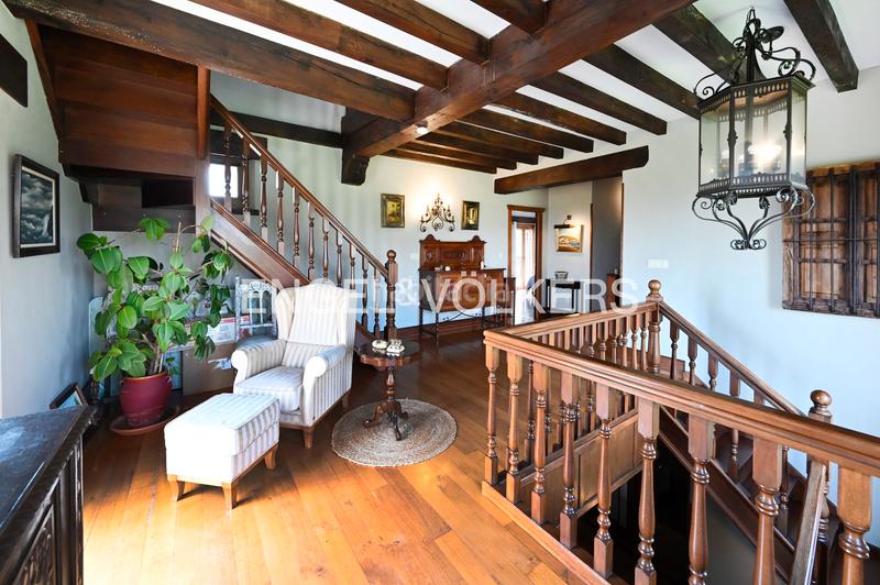 Foto 5827352a-11c1-42a6-a40c-4167a518cc14. Casa amb calefacció aparcament piscina a Liencres Piélagos