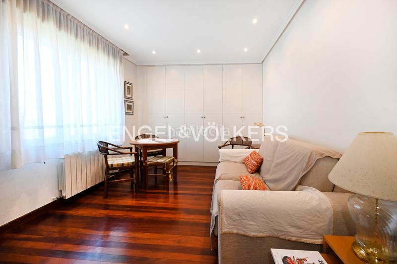 Foto 804e6374-8f5b-4331-b6a6-6b4a3f8ef298. Appartement avec chauffage parking dans El Sardinero Santander