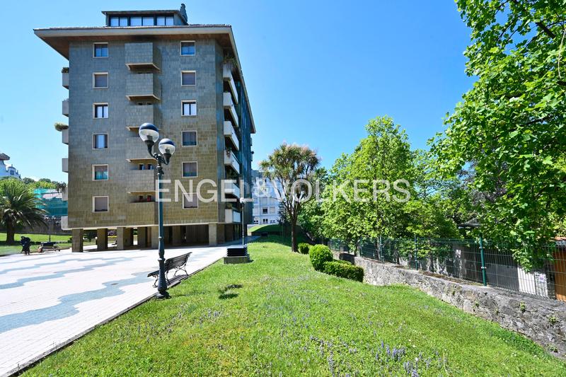 Foto d84dacd2-fd90-4878-9761-30c3b61fc47d. Appartement avec chauffage parking dans El Sardinero Santander