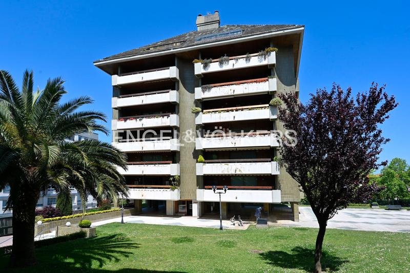 Foto f055e529-5947-4613-9af8-59c85315de0e. Appartement avec chauffage parking dans El Sardinero Santander