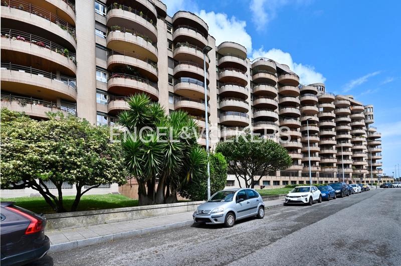 Foto 2d168a20-bf95-449b-8d13-0d12679a305a. Appartement avec chauffage parking dans El Sardinero Santander