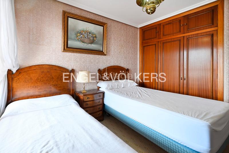 Foto 3412fe49-3986-4e64-8929-8e9090d90aed. Appartement avec chauffage parking dans El Sardinero Santander