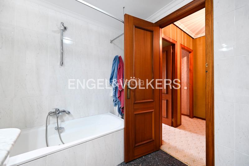 Foto 4f43b114-67dc-4490-9191-5224f77f9d9e. Appartement avec chauffage parking dans El Sardinero Santander