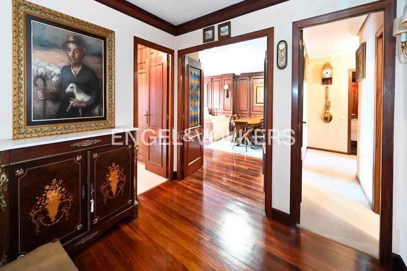 Foto 8631ce2a-33a8-4b0f-8731-768e38a0294a. Appartement avec chauffage parking dans El Sardinero Santander