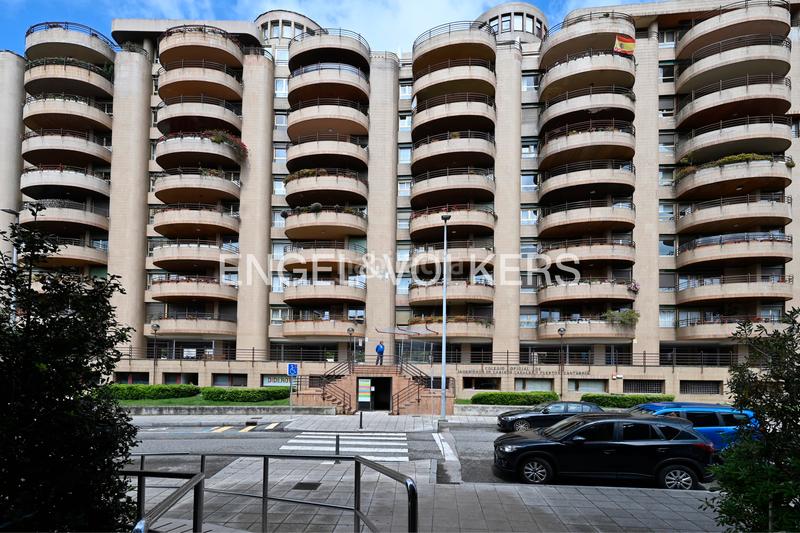 Foto b32b5daf-ea81-454a-aac1-63e25ad682b9. Appartement avec chauffage parking dans El Sardinero Santander