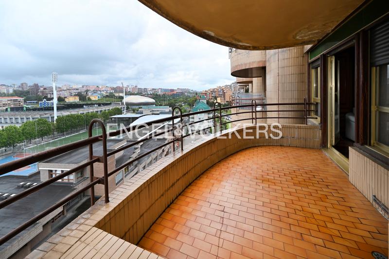 Foto e067ace7-d4f7-4b64-8f52-ad8aeaca68c4. Appartement avec chauffage parking dans El Sardinero Santander