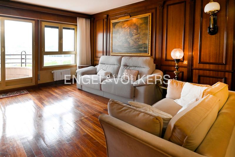 Foto ed6c809e-bb66-481e-aa58-eb51b77a23c8. Appartement avec chauffage parking dans El Sardinero Santander