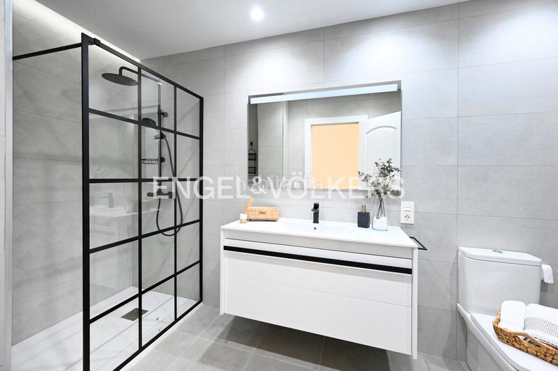 Foto 98ad186e-2d8d-41c2-b0cd-fe4c0e087e4d. Apartamento excelente piso recién reformado junto a la bahía en Santander
