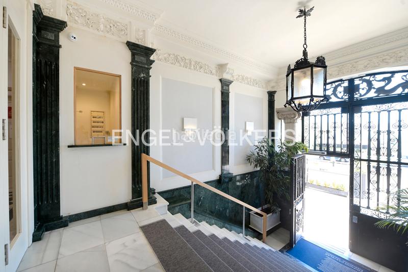 Foto af9ba689-1e1e-46e5-b90a-88edb26941f9. Apartamento excelente piso recién reformado junto a la bahía en Santander