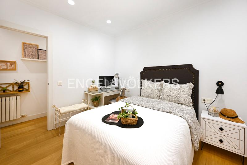 Foto d3298c0a-8ec1-4d39-ab09-e21a38a942be. Apartamento excelente piso recién reformado junto a la bahía en Santander