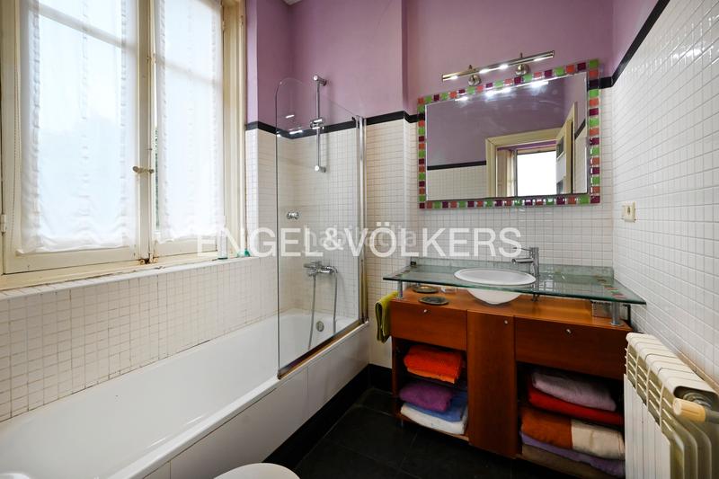 Foto 5c8d8142-6ea0-470d-acab-2157efd7fac8. Casa majestuosa casa rural en Colindres