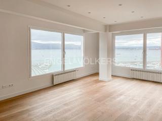 Lloguer Apartament  Castelar. Piso con vistas al mar en castelar