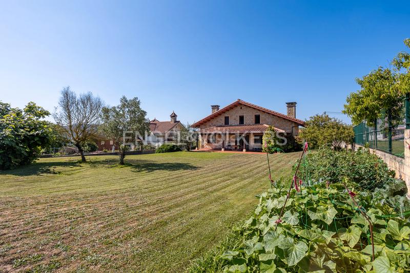 Foto 39b12294-02a9-4bbb-bf2e-0a031093d97a. Maison avec chauffage parking dans Ajo Bareyo