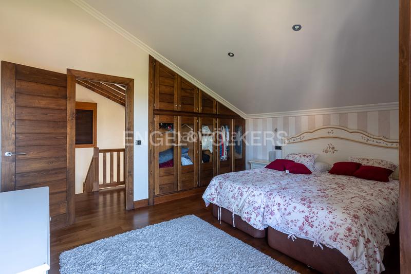 Foto b5376799-d464-42e4-afbb-aecc62d91407. Maison avec chauffage parking dans Ajo Bareyo