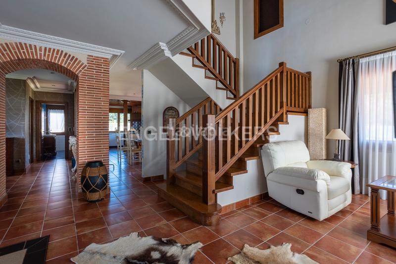 Foto e6a3b1f9-eade-4d35-9e54-b665287d47ca. Maison avec chauffage parking dans Ajo Bareyo