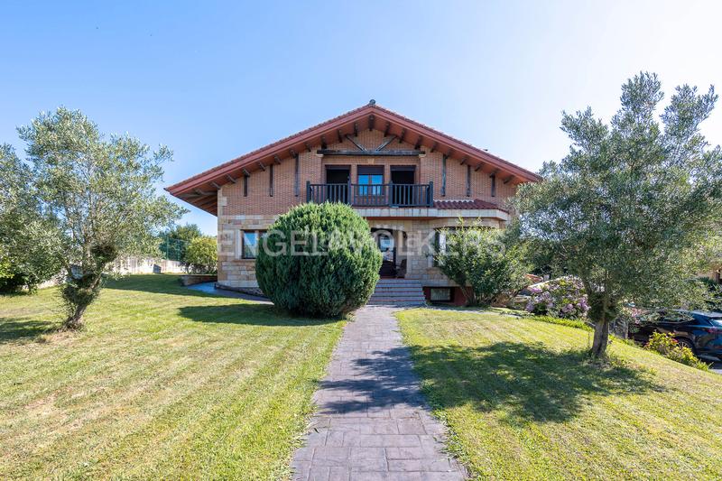 Foto e900c8ab-d85c-47fb-b950-714fda58e58d. Maison avec chauffage parking dans Ajo Bareyo