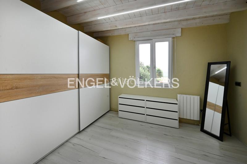 Foto a331dd65-5731-475f-a571-4375e33d1c39. Casa amb calefacció aparcament a Escobedo Camargo