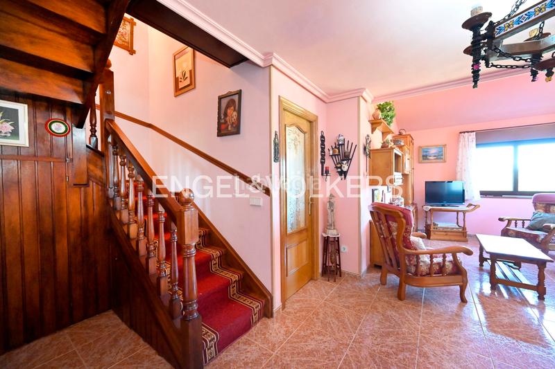 Foto 2877fd98-144b-4d7d-b1b6-45ddff15a56a. Casa amb calefacció a Suances