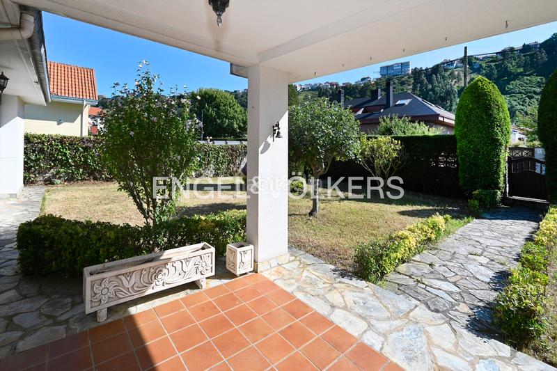 Foto 3cc3c842-176c-4e17-89e4-5b2d7a48b7d6. Casa amb calefacció a Suances