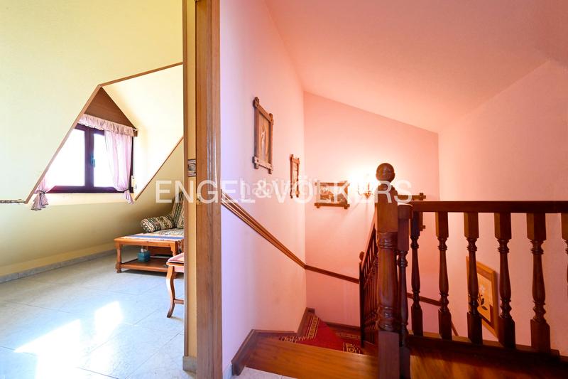 Foto 81e2ea00-5202-47b7-a65a-92332dd638ca. Casa amb calefacció a Suances