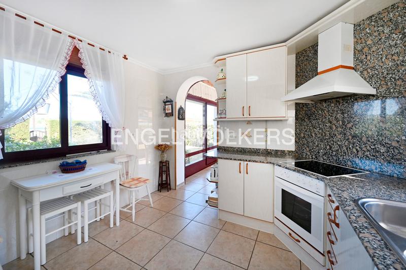 Foto c0caeade-04d9-457d-9f45-41a4a3ccce6c. Casa amb calefacció a Suances