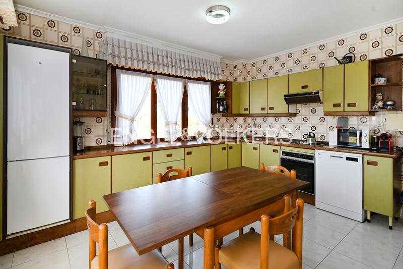 Foto a1f741a6-718b-482f-891e-aba76204a92a. Casa amb calefacció aparcament a Herrera Camargo