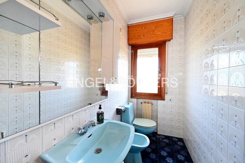 Foto bed8e79b-3a33-435c-9df9-0ad7c15423fa. Casa amb calefacció aparcament a Herrera Camargo