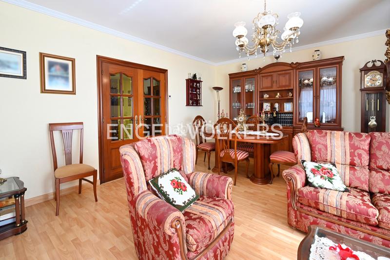 Foto bfc45c10-70d7-4a9e-afbc-d3f5d9e3b2e0. Casa amb calefacció aparcament a Herrera Camargo