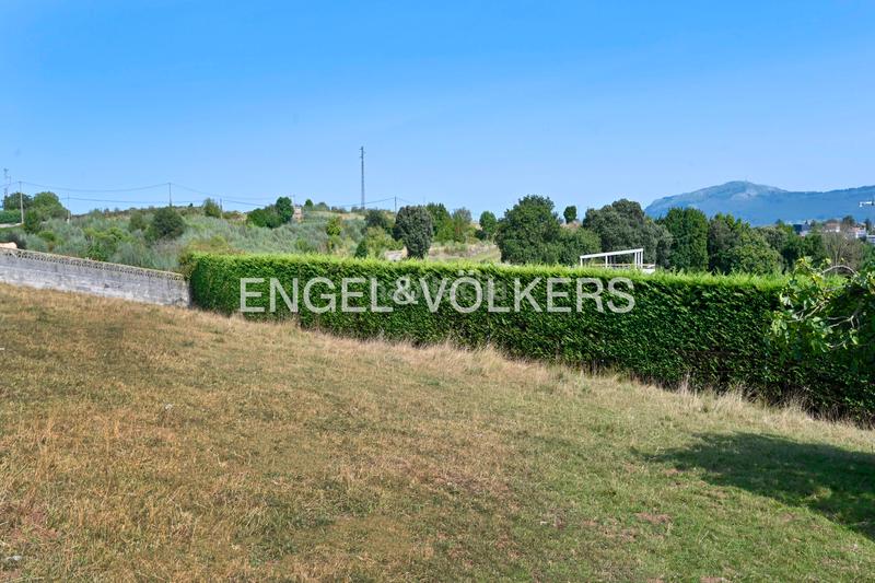 Foto fbdd2d45-4cb7-485e-8144-205f77d91359. Casa amb calefacció aparcament a Herrera Camargo