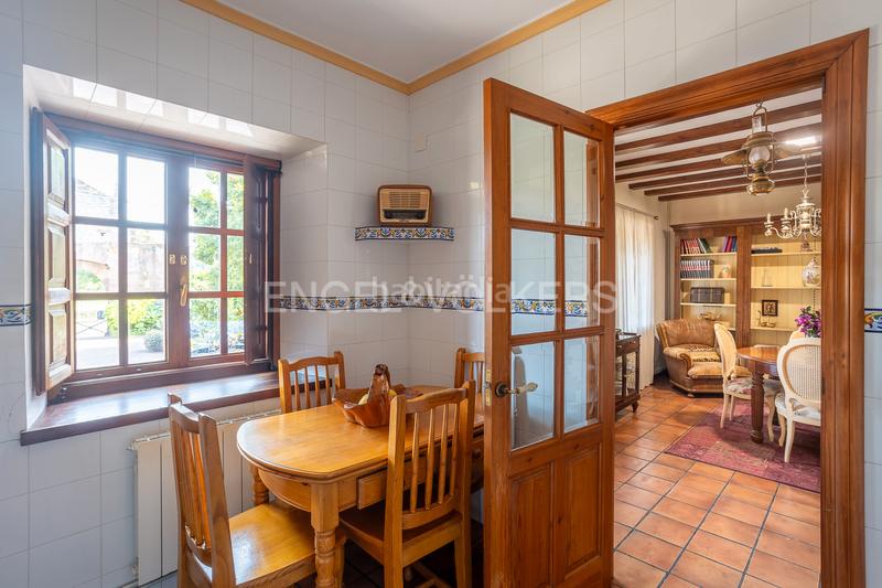 Foto d650b6e5-3076-428e-8df5-650454e7f32c. Casa espectacular casona solariega en Escobedo Camargo