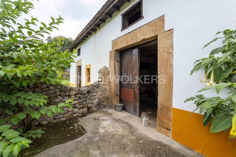 Foto b286a6dd-b560-40a7-a104-89b20ddd529f. Masía estupenda casona en Entrambasaguas