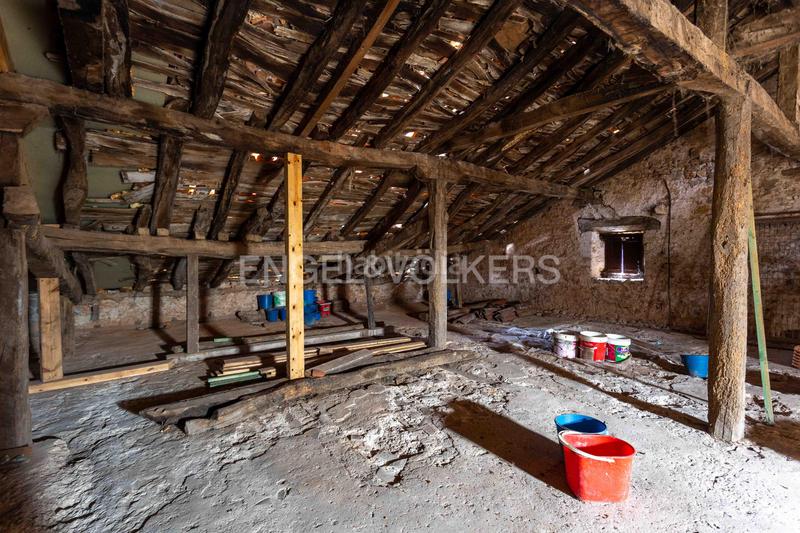 Foto cf0e558b-f32d-4309-a2cd-b00f063a7816. Masía estupenda casona en Entrambasaguas