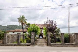 Mas  Barrio el cristo. Estupenda casona en entrambasaguas