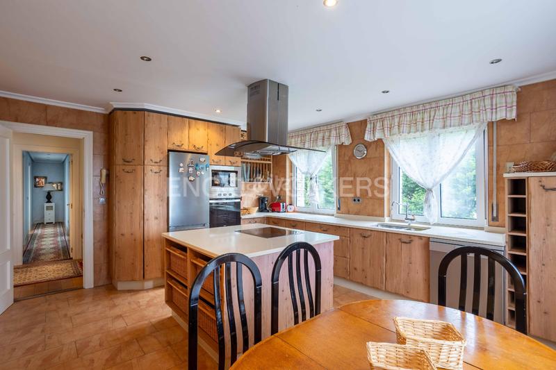 Foto 82301597-d938-4d6e-9bce-e3e80a822c6b. Casa espectacular chalet en Liencres en Liencres Piélagos