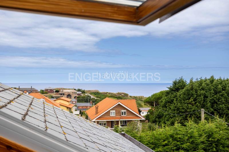 Foto ab0d6977-d985-40f6-b50e-cbd967472d18. Casa espectacular chalet en Liencres en Liencres Piélagos