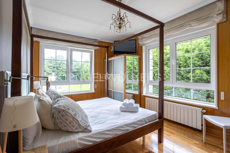 Foto ba0b61e9-740a-408c-838e-24a68f766932. Casa espectacular chalet en Liencres en Liencres Piélagos